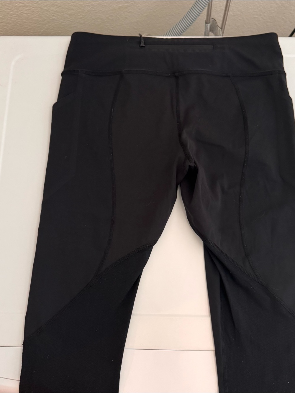 lululemon athletica Black Women's Performance Leggings with Side Pocket
